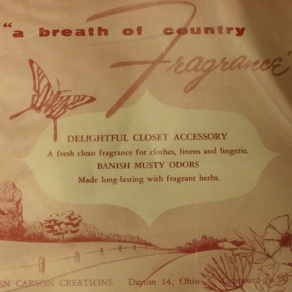 Pretty Floral Sachets - Picture 4 of 5